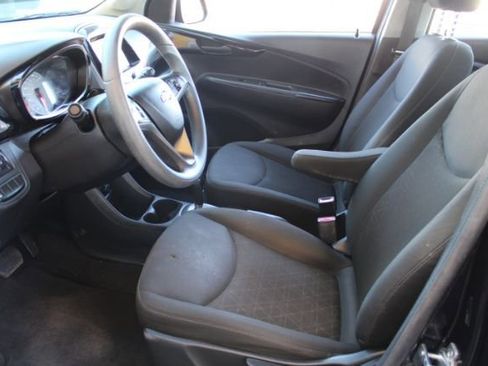 Used 2021 Chevrolet Spark LT image 9