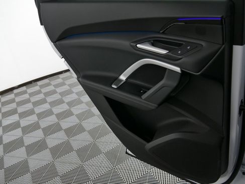 Certified 2025 Audi Q5 Premium w/ Convenience Package image 27