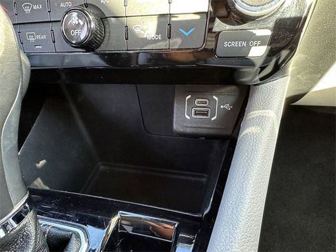 Used 2022 Jeep Compass Limited w/ Elite Group image 22