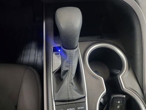 Used 2023 Toyota Camry LE image 17