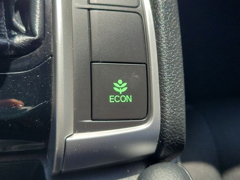 Used 2020 Honda Civic Sport image 25