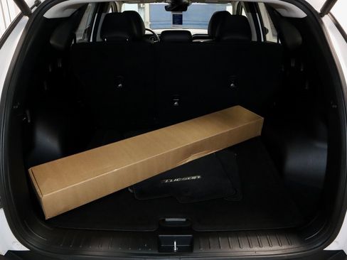 Certified 2024 Hyundai Tucson SEL w/ Convenience Package image 17