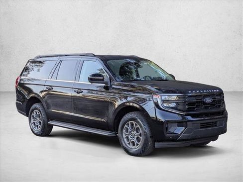 New 2025 Ford Expedition Max Active image 6