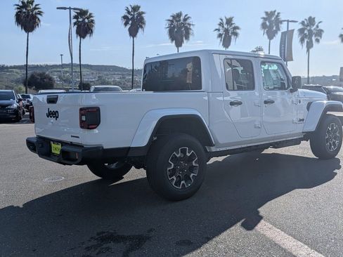 New 2026 Jeep Gladiator Mojave AWD/4WD image 6