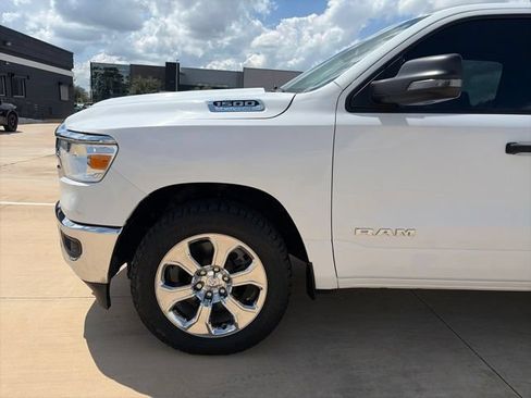 Used 2023 RAM 1500 Lone Star AWD/4WD image 3