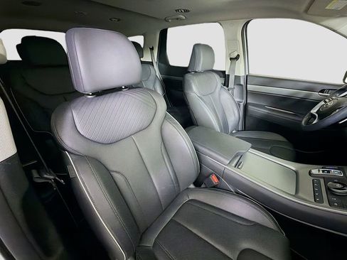 Used 2024 Hyundai Palisade SEL w/ Premium Package image 32