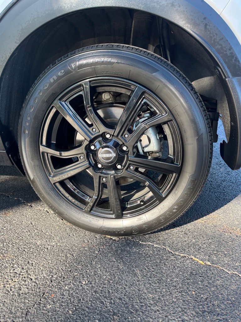 Certified 2023 Nissan Kicks SR w/ SR Premium Package FWD image 12