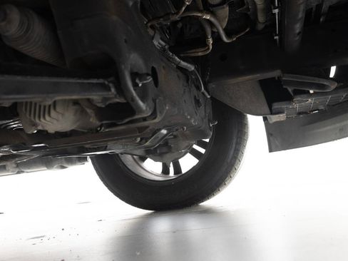 Used 2015 GMC Yukon Denali w/ Touring Package image 24