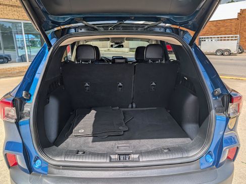 Used 2020 Ford Escape Titanium AWD/4WD image 14