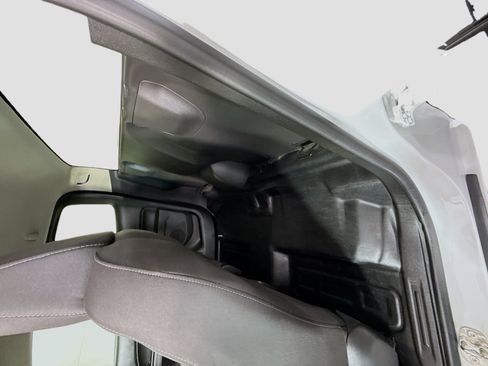 Used 2022 Chevrolet Colorado LT w/ Fleet Safety Package image 24