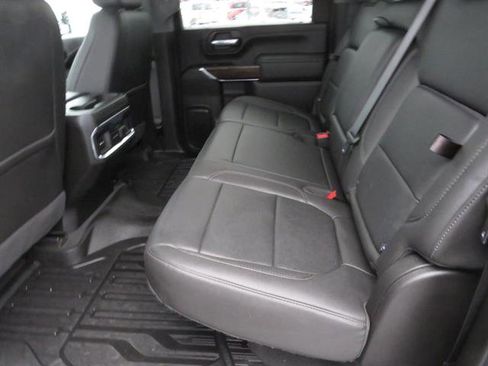 Used 2022 GMC Sierra 2500 SLT image 18