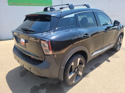Certified 2025 Nissan Kicks SR w/ Illumination Package AWD/4WD image 6