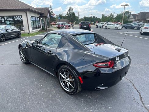 Used 2019 MAZDA MX-5 Miata RF Grand Touring RWD image 11