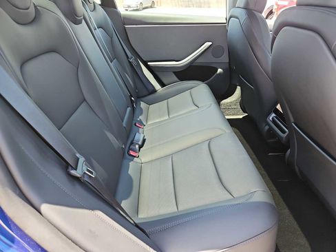 Used 2025 Tesla Model 3 RWD image 18