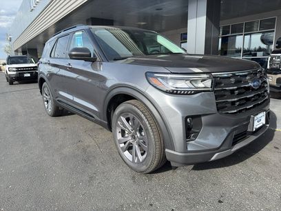 New 2026 Ford Explorer Active w/ Active Comfort Package