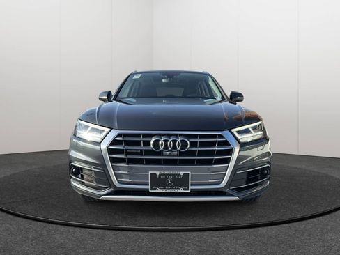 Used 2019 Audi Q5 Prestige w/ Prestige Package image 2