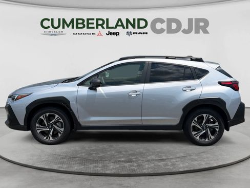 Used 2024 Subaru Crosstrek 2.0i Premium AWD/4WD image 3