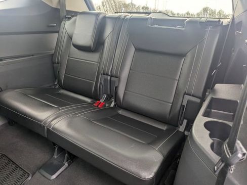 Used 2021 Volkswagen Atlas SE w/ Panoramic Sunroof Package FWD image 15