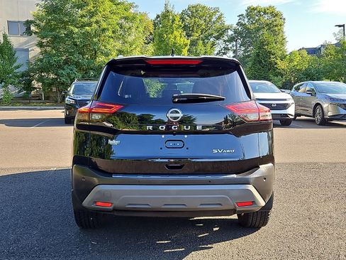 Certified 2023 Nissan Rogue SV w/ SV Premium Package AWD/4WD image 6