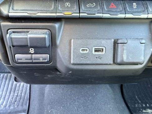 Used 2021 Chevrolet Silverado 1500 Custom w/ LPO, Blackout Package image 25