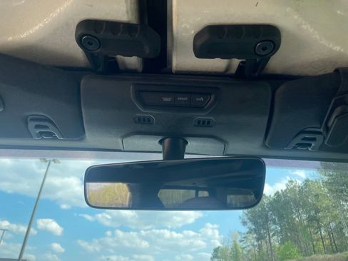 Used 2021 Jeep Wrangler Unlimited Sahara image 18