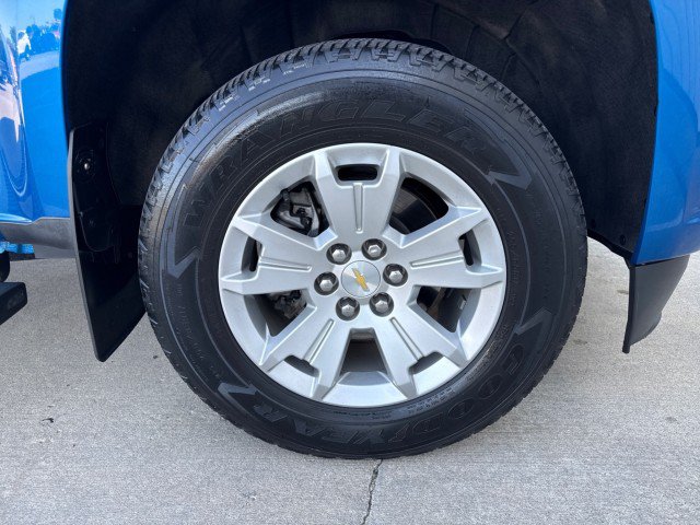 Used 2021 Chevrolet Colorado LT AWD/4WD image 12