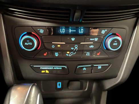 Used 2019 Ford Escape SEL AWD/4WD image 30