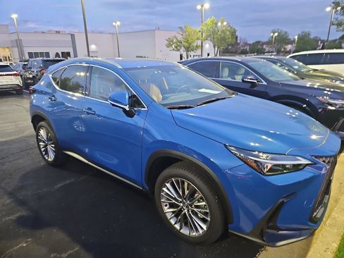 Used 2025 Lexus NX 350 AWD w/ Cold Area Package image 2