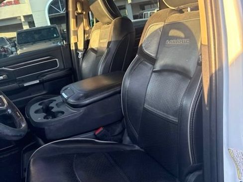 Used 2019 RAM 2500 Laramie AWD/4WD image 12