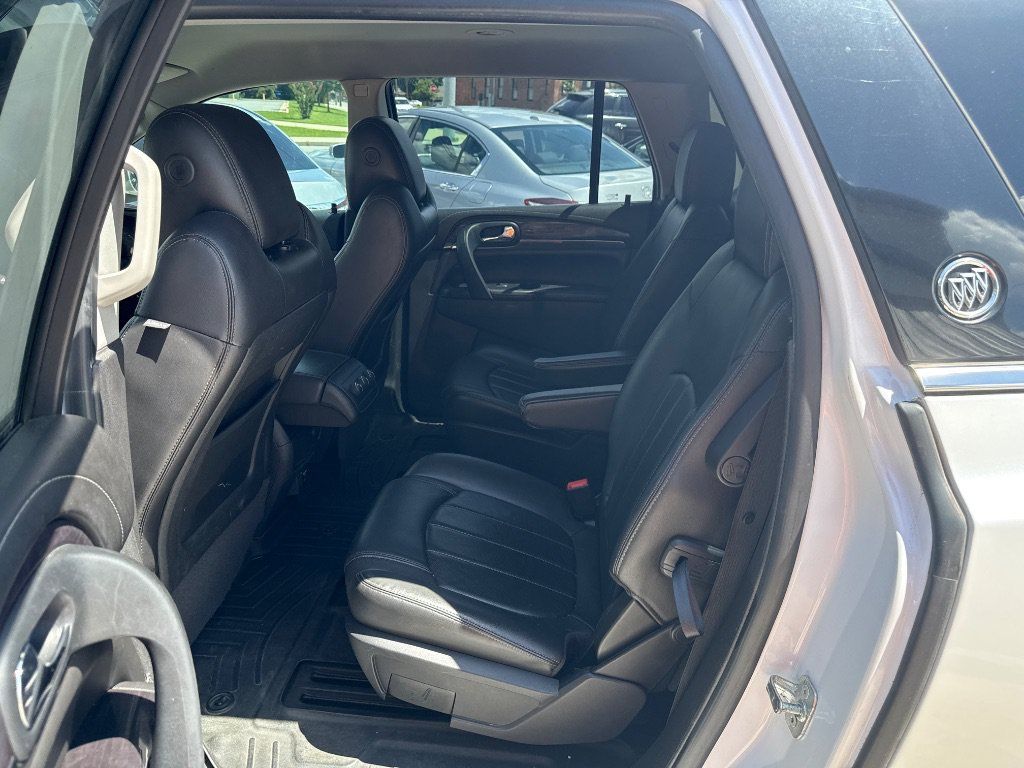 Used 2016 Buick Enclave Leather FWD image 11