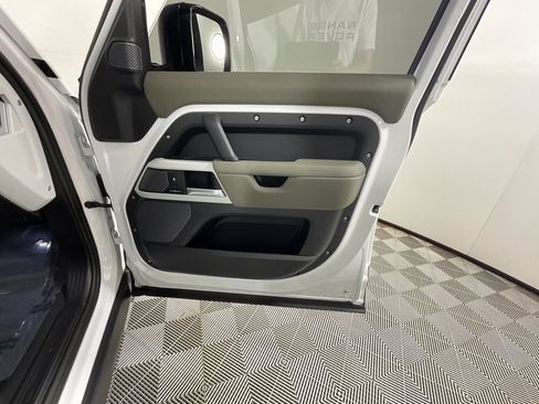 Certified 2024 Land Rover Defender 110 S image 22