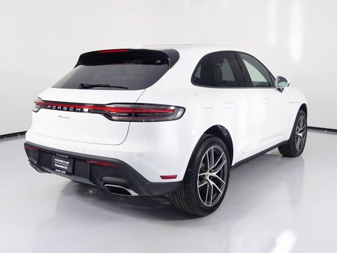 New 2026 Porsche Macan image 10