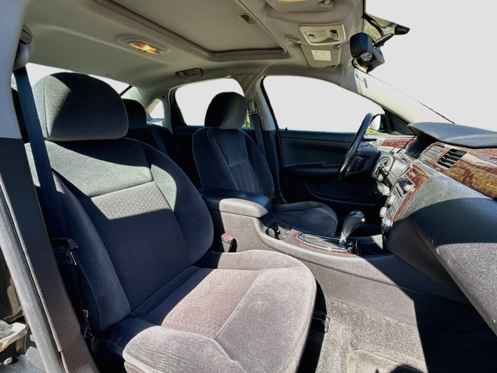 Used 2013 Chevrolet Impala LT w/ LT Sunroof Package FWD image 29