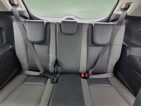 Used 2024 Subaru Ascent Onyx Edition image 17