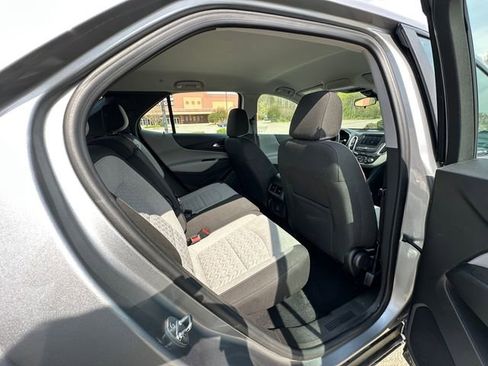 Used 2023 Chevrolet Equinox LS w/ Driver Confidence II Package image 17