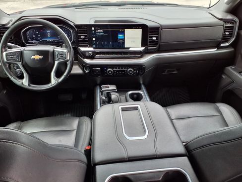 Used 2022 Chevrolet Silverado 1500 LTZ image 18