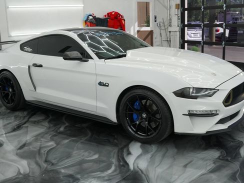 Used 2019 Ford Mustang GT Premium w/ Equipment Group 401A RWD image 3