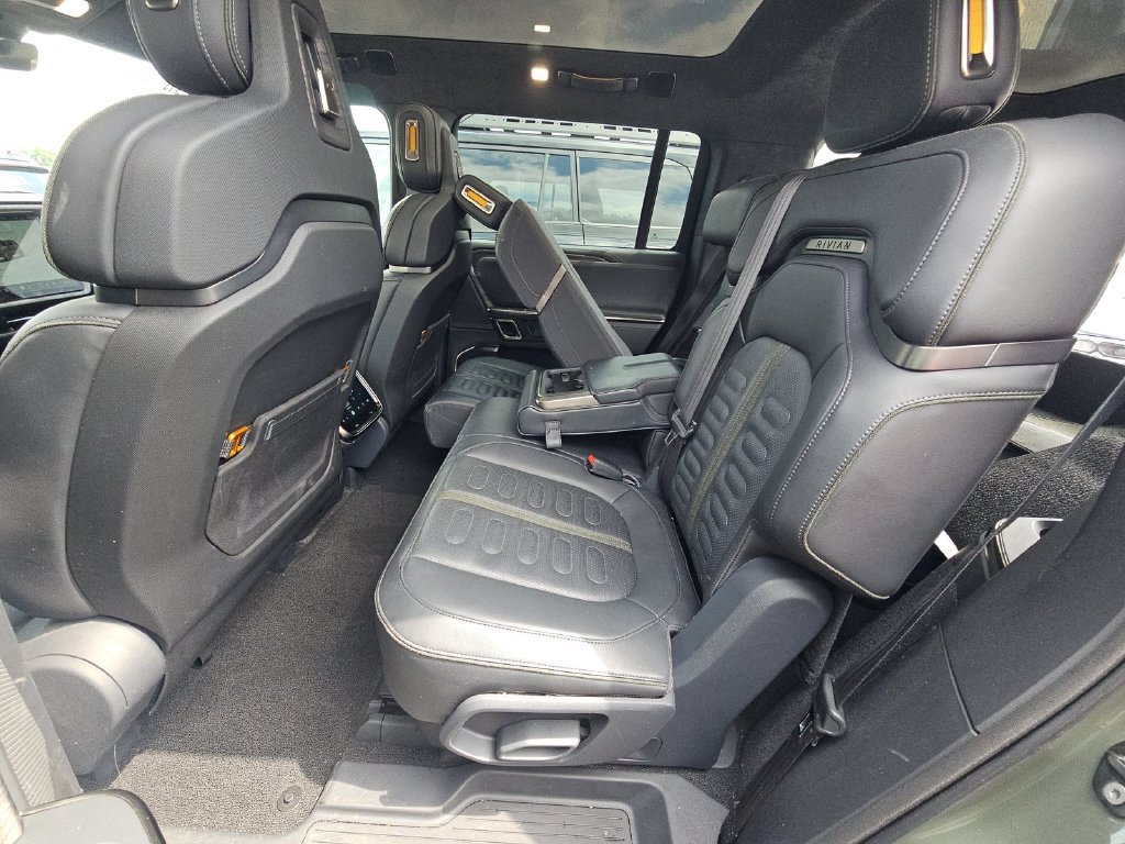 Used 2022 Rivian R1S Launch Edition Quad AWD/4WD image 4