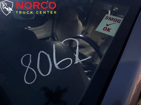 Used 2019 Cadillac Escalade ESV Luxury image 38