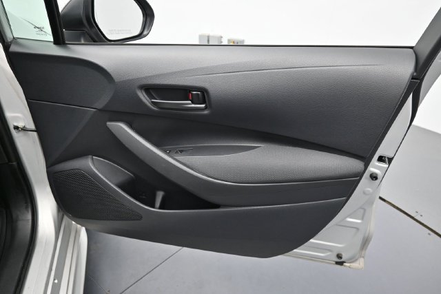 Used 2024 Toyota Corolla LE FWD image 31