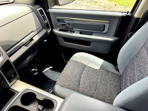 Used 2016 RAM 1500 Lone Star RWD image 29