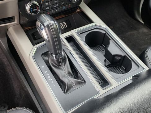 Used 2016 Ford F150 Lariat w/ Equipment Group 502A Luxury image 23