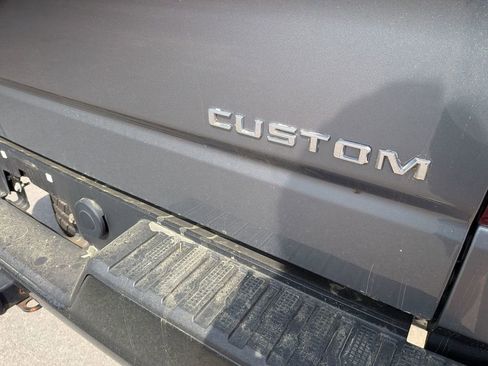 Used 2020 Chevrolet Silverado 1500 Custom Trail Boss w/ Custom Convenience Package image 12