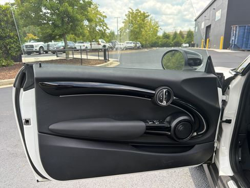 Used 2024 MINI Cooper S w/ Seaside Edition FWD image 15