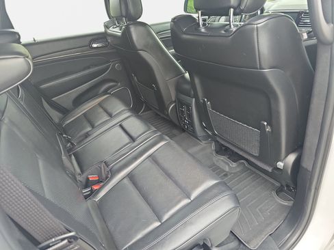 Used 2020 Jeep Grand Cherokee High Altitude AWD/4WD image 11