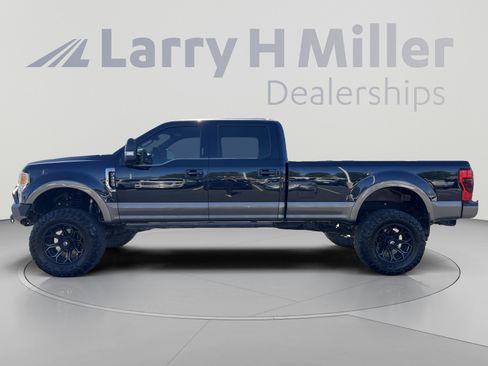 Used 2021 Ford F250 King Ranch w/ King Ranch Ultimate Package AWD/4WD image 2