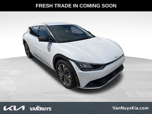 Used 2024 Kia EV6 Light image 3