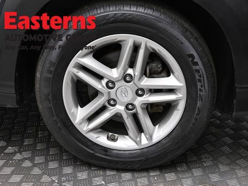 Used 2019 Hyundai Kona SE image 30