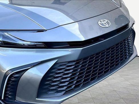 Certified 2025 Toyota Camry SE FWD image 30