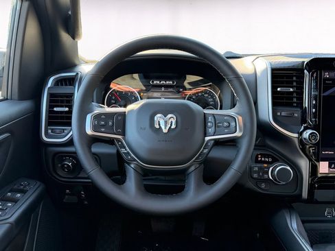 New 2026 RAM 1500 Big Horn AWD/4WD image 12